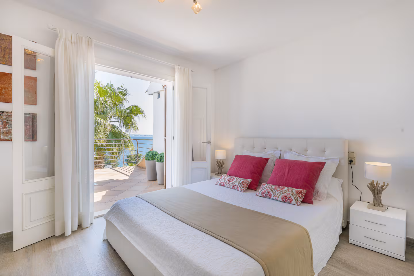 Private Room Balcony